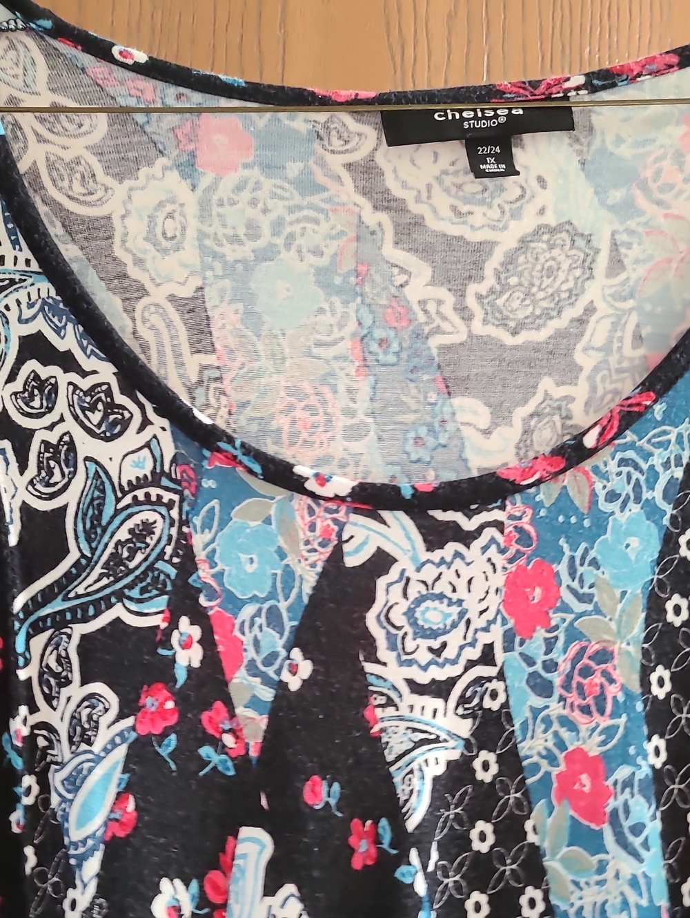 Studio Scoop Neck Floral Patchwork Top - Black, Teal, Coral